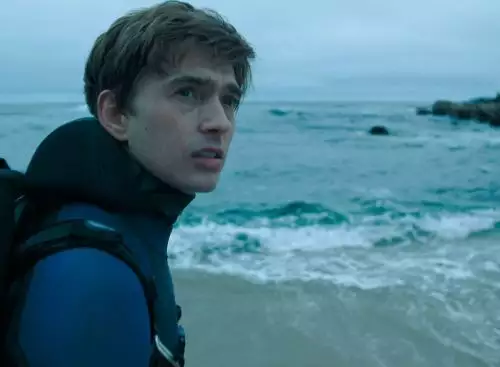 Whalefall_134356665156919344_big-cine_deskt.webp