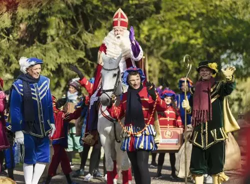 DeGroteSinterklaasfilmendeVliegendePieten_134339322174646234_big-cine_deskt.webp