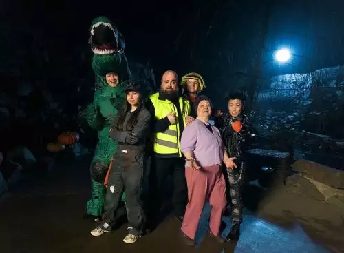 HalloWiebeOverdrive_134326372491832400_big-cine_deskt.webp