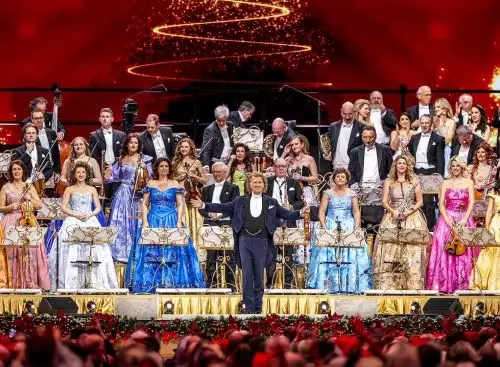 AndrC3A9Rieus2026ChristmasConcertLetItSnow_134317927778388360_big-cine_deskt.webp