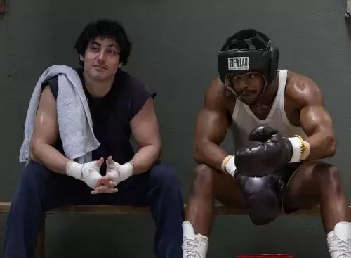 IPlayRocky_134362729068156343_big-cine_deskt.webp