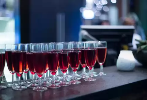 Ladies_Night_sfeerfoto_algemeen_-_welkomstdrankjes-cine_deskt.webp